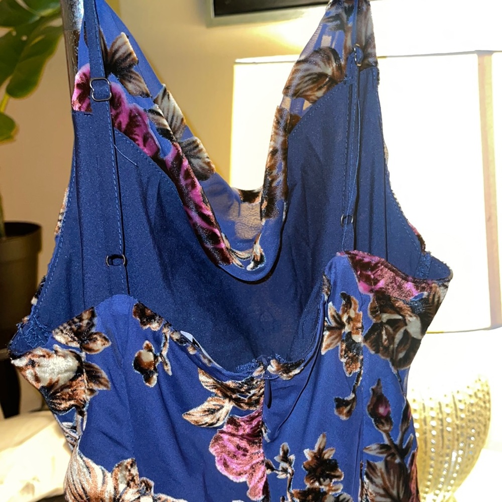 Princess Polly Jacquard Dress Midnight moon mini cowl neck velvet floral Small - Picture 8 of 9